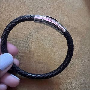 Men’s leather bracelet